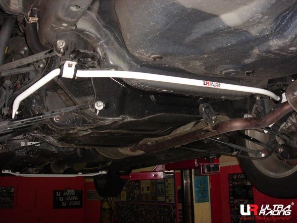 Ultra Racing Rear Sway Bar 19 mm - 02-07 Honda Accord (CM5) 2.4/3.0 V6 (2WD)