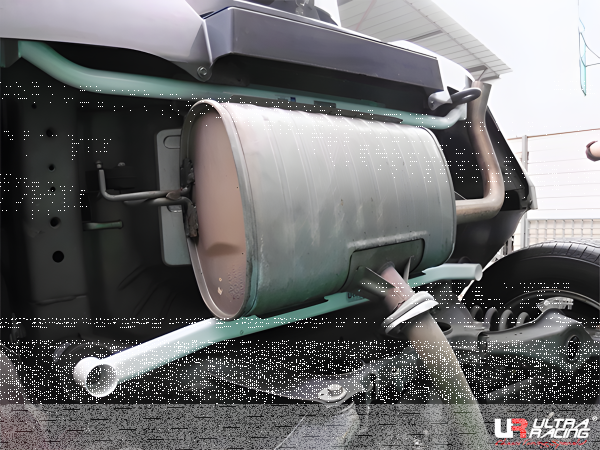 Ultra Racing Strebe hinten unten 2-Punkt - 05+ Suzuki Grand Vitara (J20A) 2.0 (2WD)