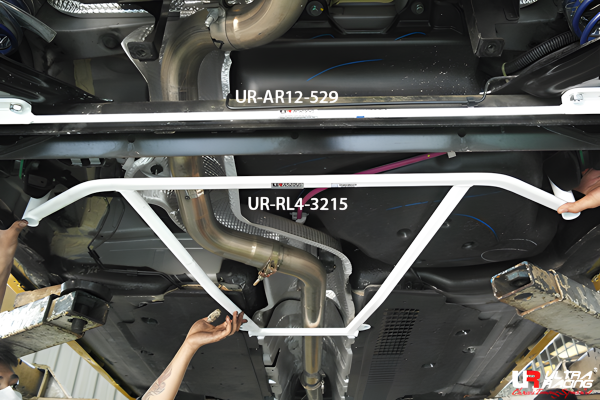 Ultra Racing Rear Lower Bar 4-Point - 12-19 Renault Clio IV RS 1.2T/1.5D (2WD)