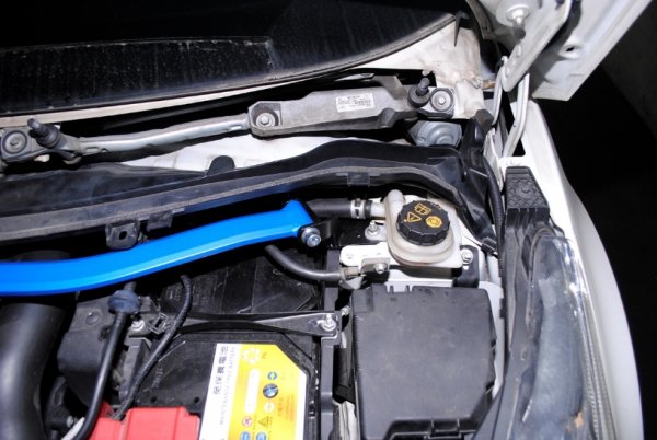 Hardrace frontal inferior Brace 1PC Ford Fiesta MK7 13-17 