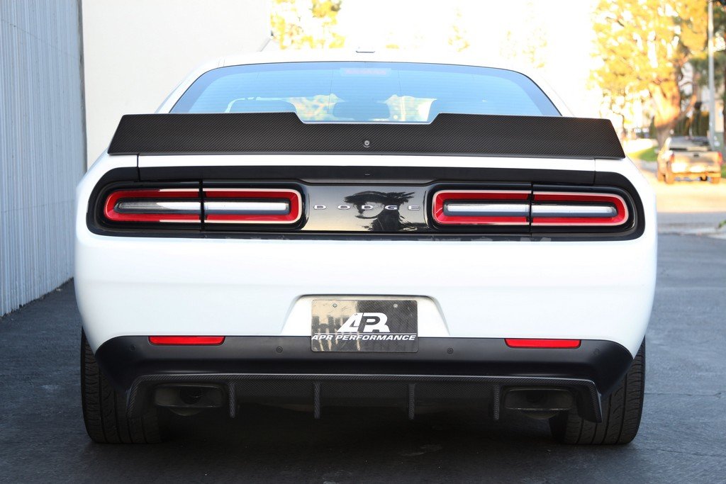 Go Super Wide With Sema Dodge Challenger Srt Hellcat 54 Off