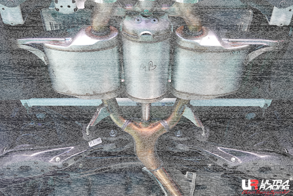 Ultra Racing Strebe hinten unten 2-Punkt - 17+ Honda Civic (FK8) (Type-R) 2.0T (2WD)