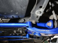Hardrace Strebe vorn unten 2-Punkt - 13-18 Toyota RAV4 XA40