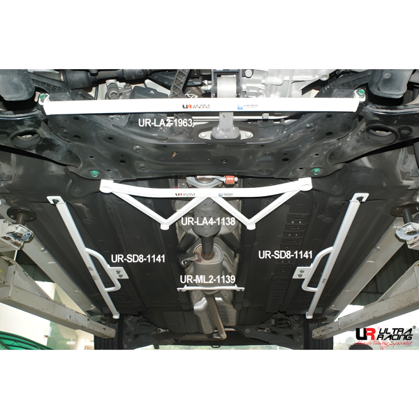 Ultra Racing Strebe vorn unten 2-Punkt - 10+ Hyundai Tucson IX-35 2.4/2.0 (2WD)